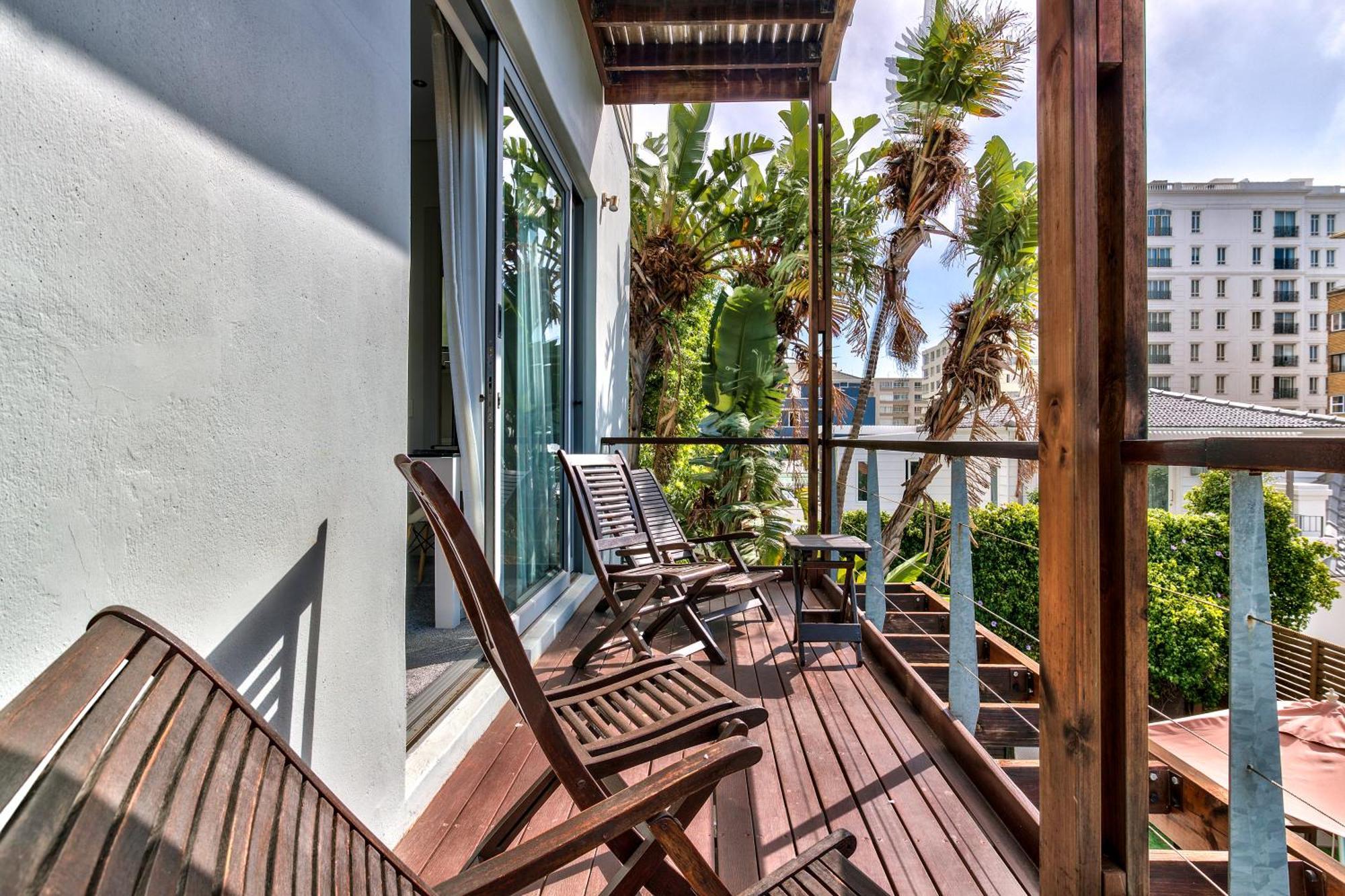 The One 8 Hotel In Green Point - Solar Power Cape Town Exterior photo